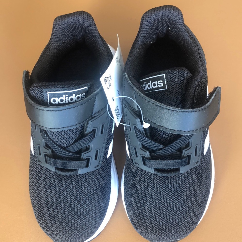 New Adidas Sneakers 7T - Black NWT - New With Tags